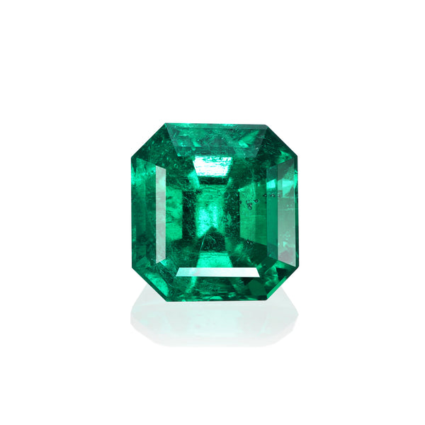 4.69 ct Colombian Muzo Green “Mariposa” Emerald, Minor