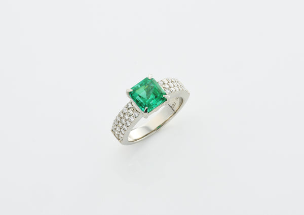 2.22 ct Colombian Emerald Ring, Non-Oil